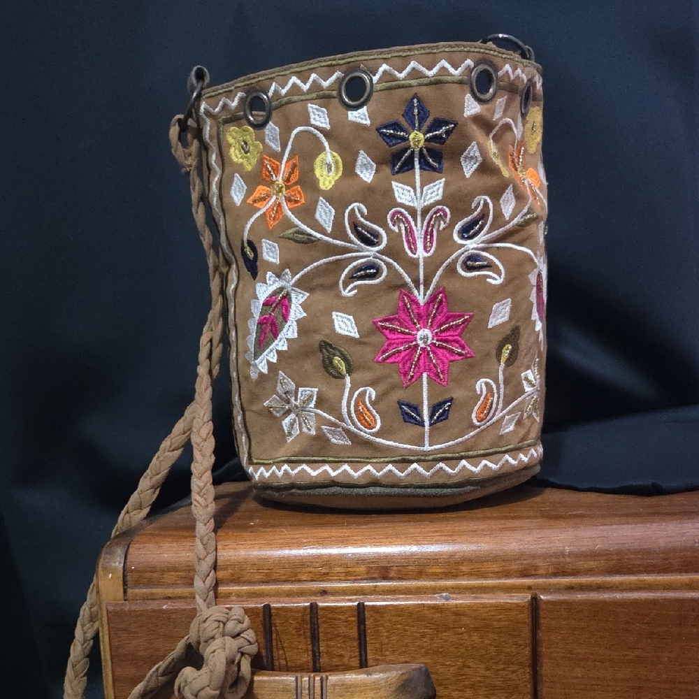 America & Beyond Embroidered Floral Bucket Bag - Brown